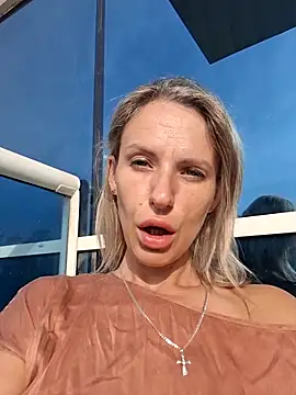 YourJuliena online show from 02.23.25