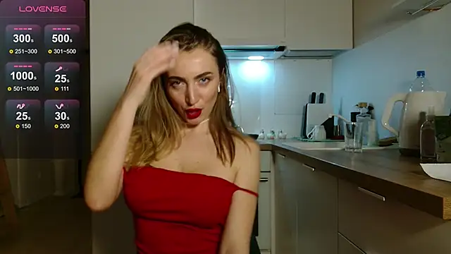 Snapshot of kira_proxima_02 chatting on 02.19.25 kira proxima 02 online show from 02.19.25