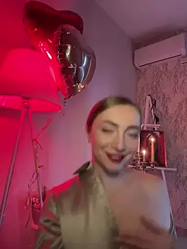 Snapshot of kira_proxima_02 chatting on 03.06.25 kira proxima 02 online show from 03.06.25