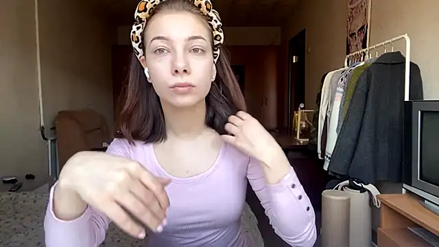 Snapshot of RettaFan chatting on 04.04.26 RettaFan online show from 04.04.26