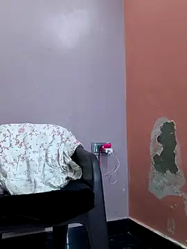 Snapshot of Ananya_34 chatting on 10.21.25 Ananya 34 online show from 10.21.25