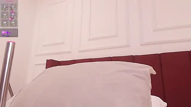 Snapshot of Luna_monroe_ chatting on 03.01.25 Luna monroe online show from 03.01.25