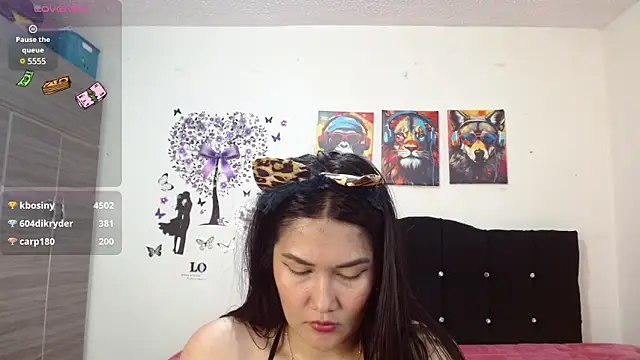 Snapshot of jeff_and_jade chatting on 12.21.24 jeff and jade online show from 12.21.24