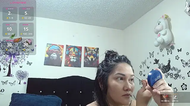 Snapshot of jeff_and_jade chatting on 12.26.24 jeff and jade online show from 12.26.24