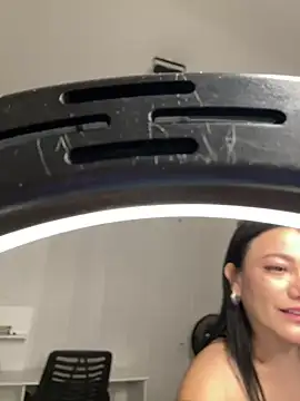 Abril10  online show from 12.04.24