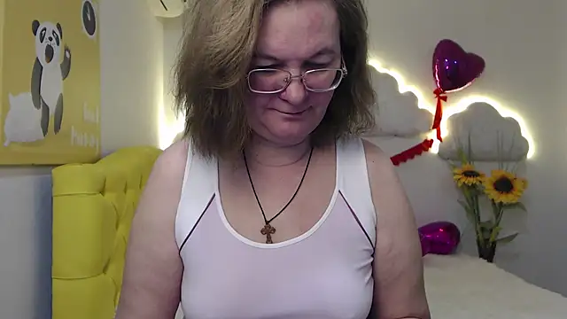 HolyMilfa online show from 02.21.25