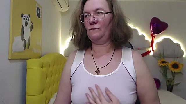 HolyMilfa online show from 02.21.25