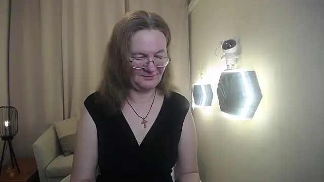 HolyMilfa online show from 04.22.26