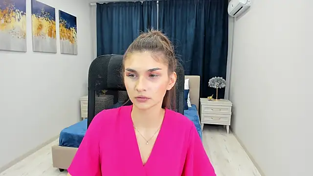 MiaAxel online show from 01.11.25