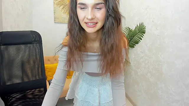 MiaAxel online show from 03.06.25