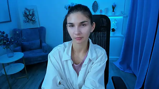 MiaAxel online show from 09.23.25