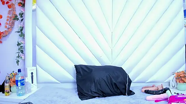 Snapshot of SalmaSantos chatting on 03.01.26 SalmaSantos online show from 03.01.26