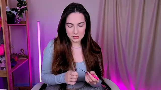 Snapshot of MelissaLovvv chatting on 10.02.25 MelissaLovvv online show from 10.02.25