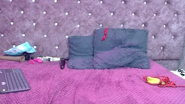 VALENTINA3x online show from 01.08.25