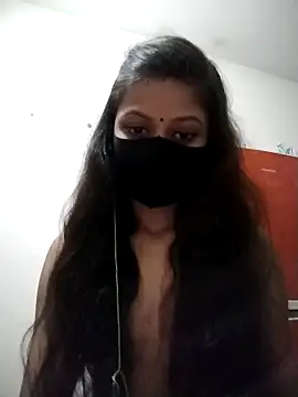 Snapshot of Nadia-2 chatting on 10.03.25 Nadia-2 online show from 10.03.25