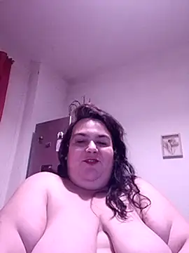 Snapshot of Niny84 chatting on 01.26.25 Niny84 online show from 01.26.25