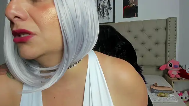 AngeleRoux online show from 01.31.25