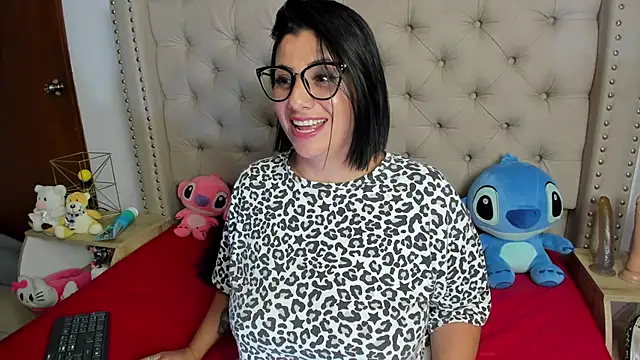 AngeleRoux online show from 03.21.25