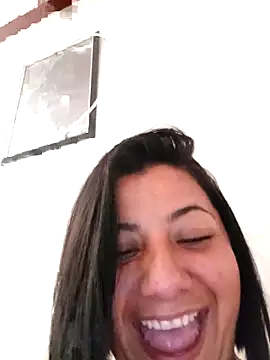 AngeleRoux online show from 11.04.25