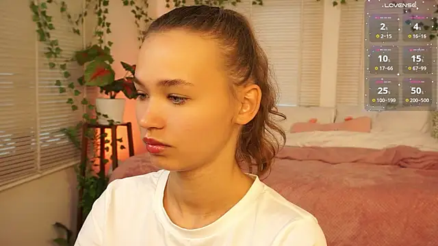 lexicoyy  online show from 11.21.25