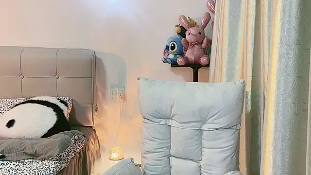 Snapshot of Fairy-HF chatting on 02.22.25 Fairy-HF online show from 02.22.25