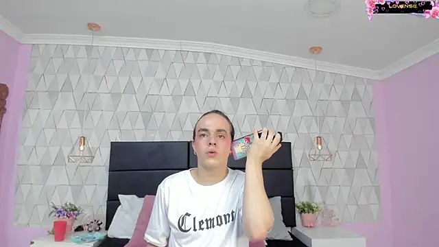 JustinePerry online show from 05.30.26
