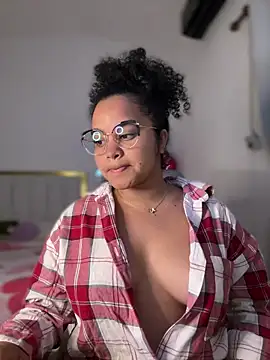 Lucy wilson5 online show from 02.17.26