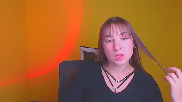Evelina GG online show from 12.02.24