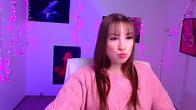 Evelina GG online show from 12.04.24