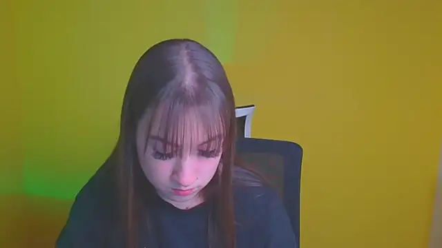 Evelina GG online show from 12.16.24