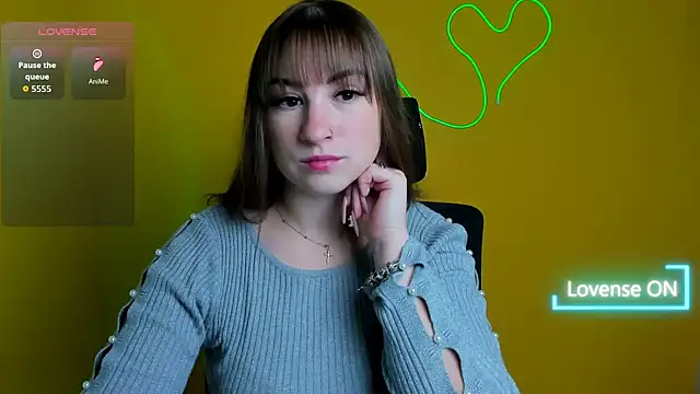 Snapshot of Evelina_GG chatting on 10.24.25 Evelina GG online show from 10.24.25