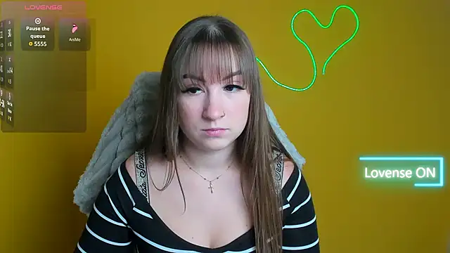 Snapshot of Evelina_GG chatting on 10.26.25 Evelina GG online show from 10.26.25