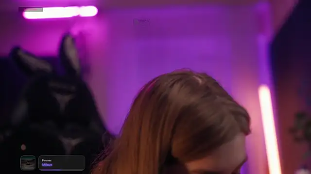 Snapshot of aarimass chatting on 10.01.25 aarimass online show from 10.01.25