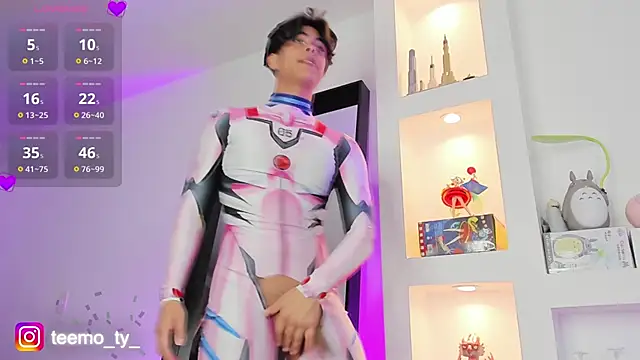 Snapshot of teemotwink chatting on 02.08.25 teemotwink online show from 02.08.25