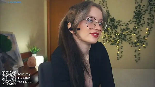 Snapshot of DarylBeresford chatting on 10.04.25 DarylBeresford online show from 10.04.25