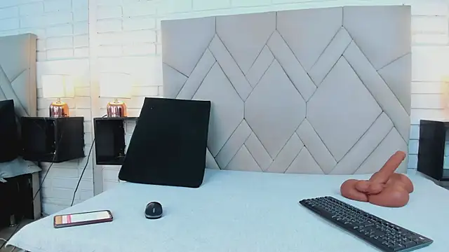 Snapshot of Kasandra_Gomez chatting on 03.23.25 Kasandra Gomez online show from 03.23.25