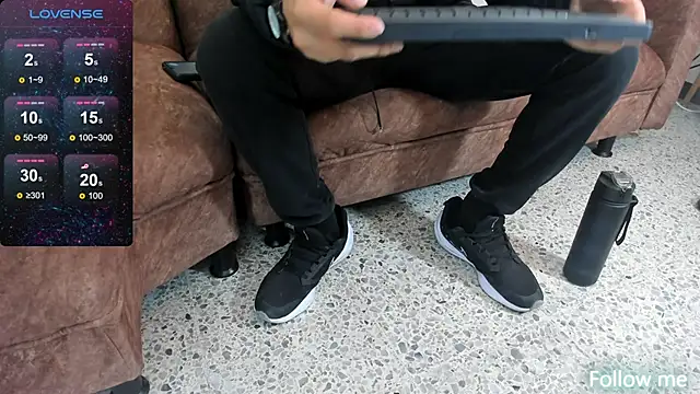Samuel Up online show from 01.24.25