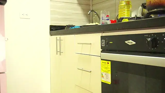 Snapshot of Xgirlxxx chatting on 10.03.25 Xgirlxxx online show from 10.03.25