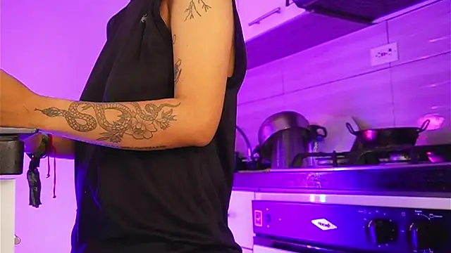 Snapshot of Xgirlxxx chatting on 10.19.25 Xgirlxxx online show from 10.19.25