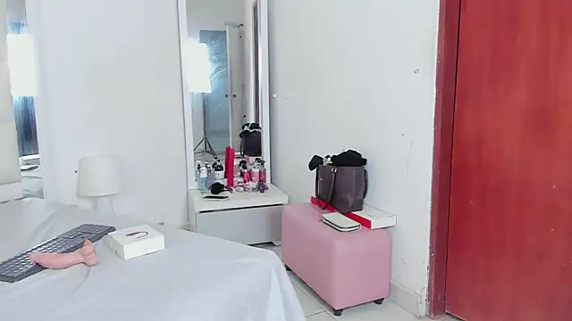 Alhana pulido online show from 03.22.25