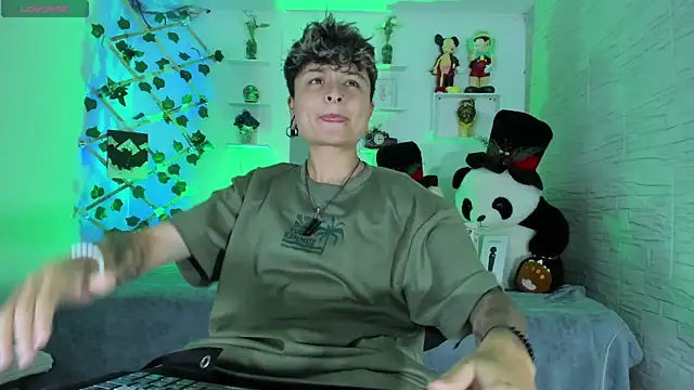 ZuryRamirez  online show from 10.06.25