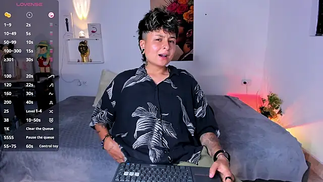 Snapshot of ZuryRamirez_ chatting on 06.26.26 ZuryRamirez online show from 06.26.26