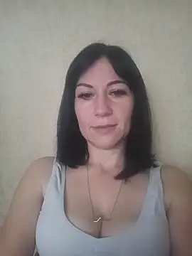 Snapshot of FireLily332 chatting on 12.28.24 FireLily332 online show from 12.28.24
