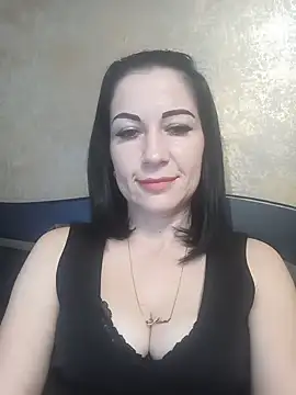 Snapshot of FireLily332 chatting on 12.29.24 FireLily332 online show from 12.29.24