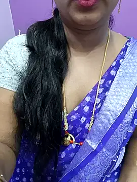 Snapshot of Vaishali90 chatting on 12.12.24 Vaishali90 online show from 12.12.24