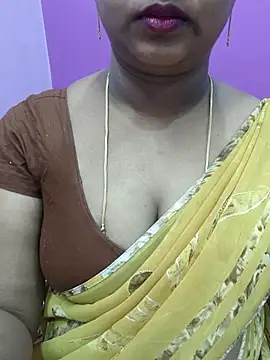 Snapshot of Vaishali90 chatting on 03.13.25 Vaishali90 online show from 03.13.25