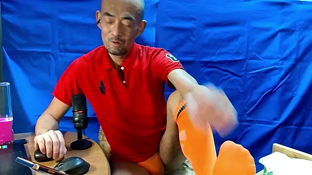 Snapshot of heita_omori chatting on 11.04.25 heita omori online show from 11.04.25