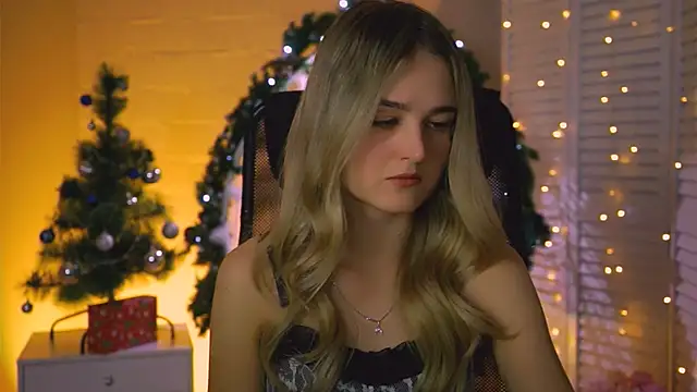 DeboraLarson online show from 12.20.25