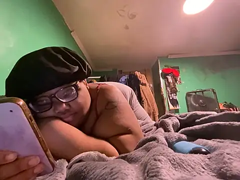 Snapshot of dondivax3 chatting on 12.09.24 dondivax3 online show from 12.09.24