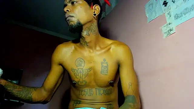 bigblackhotx1 online show from 04.20.26